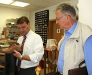 Patrick Kurth und Peter R�hlinger zu Besuch bei Schuh - Petters in Gera