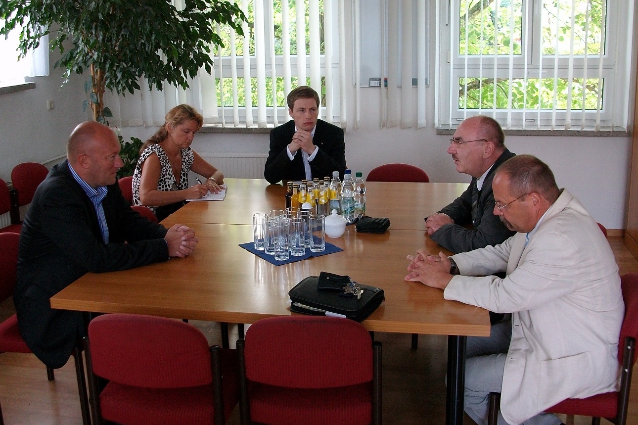 Thomas L. Kemmerich (l.) zu Besuch bei KOMOS GmbH