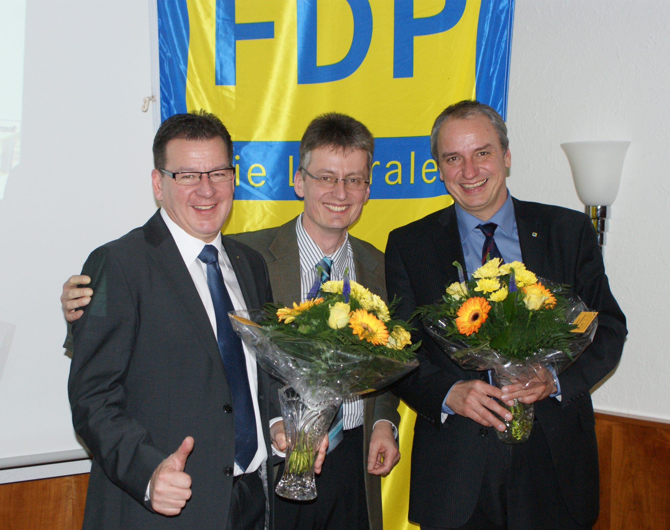 Kreisvorsitzender Torsten-Khler Hohlfeld (l.)