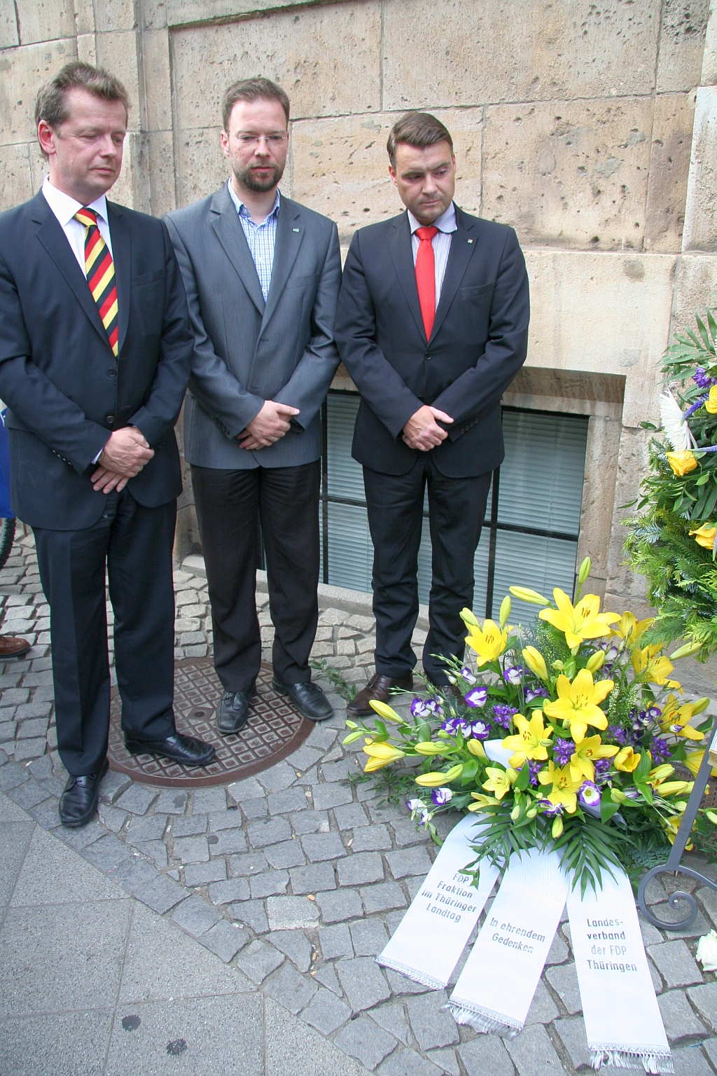 Landesvorstand legt Kranz in Jena nieder