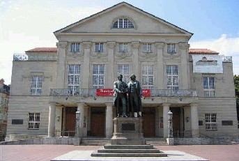 Deutsches Nationaltheater kommunal finanzieren?