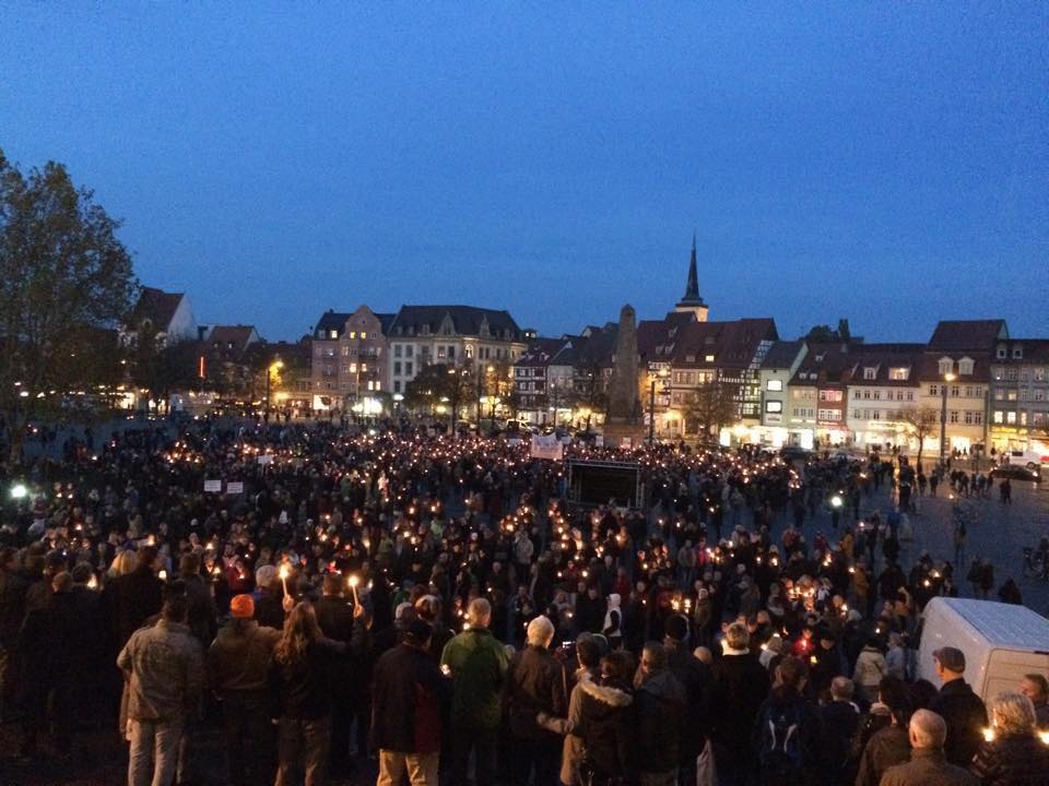 Thringer Brger demonstrieren gegen Rot-Rot-Grn