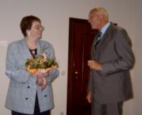 Raimund Kolbe dankt der Referentin
