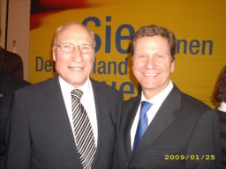 Raimund Kolbe und Guido Westerwelle (v.l.)