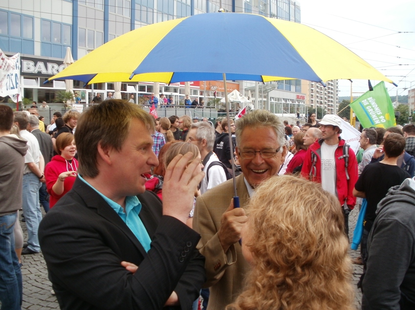 Falk Nerger mit Peter Rhlinger im Gesprch