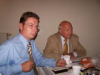 Jens Zimmer und Dr. Karlheinz Guttmacher