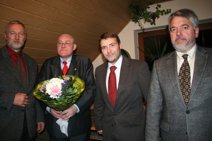 Henning (r.) mit Bollwahn (l.), Landgraf (2.v.l.)