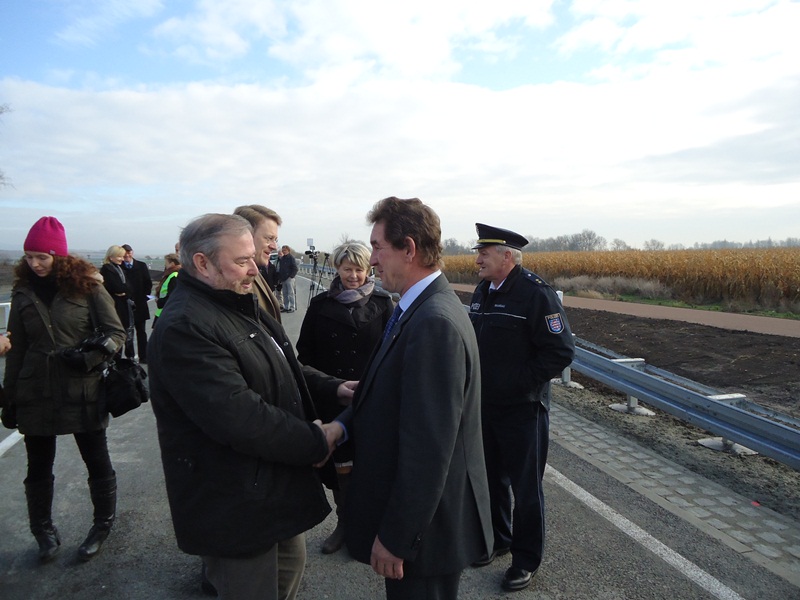 Freigabe der Ortsumfahrung Dermsdorf