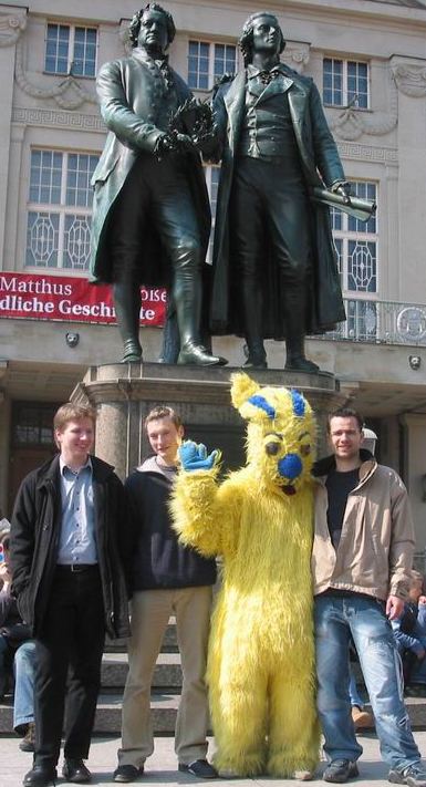 Frohe Ostern wnschen auch die Julis in Weimar